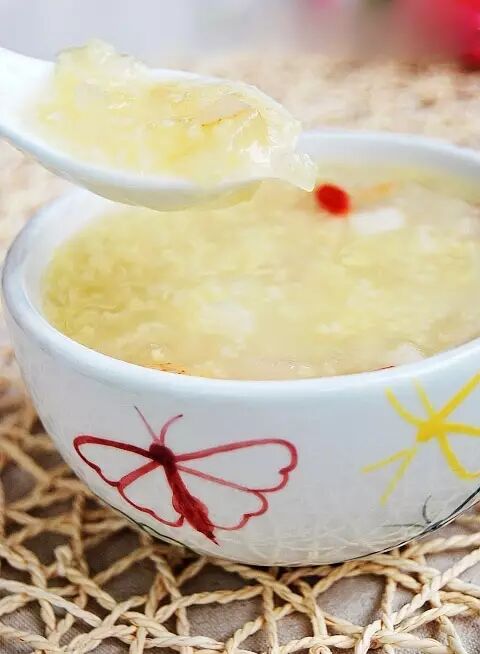 银耳搭配阿胶，简直比燕窝还滋补！ 银耳搭配阿胶 简直比燕窝还滋补！ 阿胶 银耳 第9张