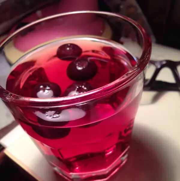 宝宝眼睛明亮有秘诀,让蓝莓来帮助你!