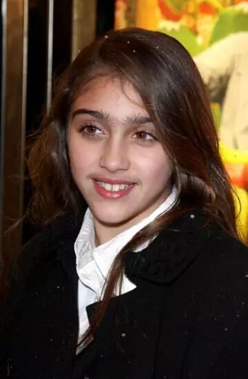 金喜善女儿其实不算丑盘点暴丑的明星儿女