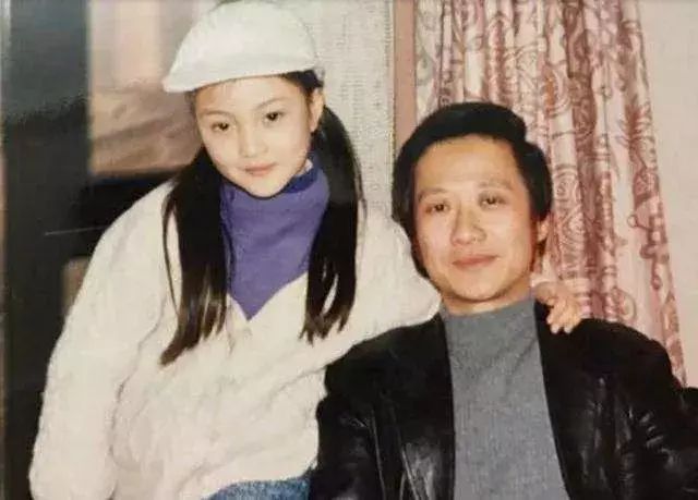 李小璐承认二胎双胞胎2019_李小璐二胎是男是女_李小璐二胎
