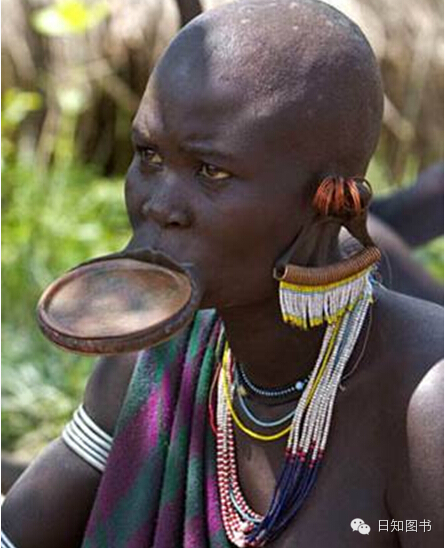 埃塞俄比亚唇盘族世界上嘴巴最大的人