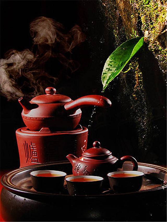 红尘是爱情的意思吗_红尘一梦是千年意思_万丈红尘三杯酒千秋大业一壶茶是什么意思?