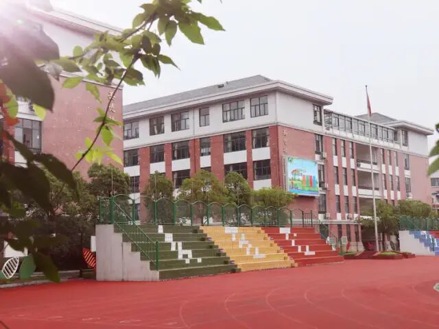 合肥市少儿艺术学校荣获第一批安徽省绿色学校称号