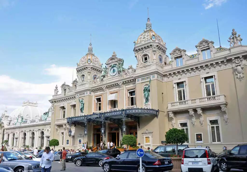 帅呆了,全球极尽奢侈的赌场!