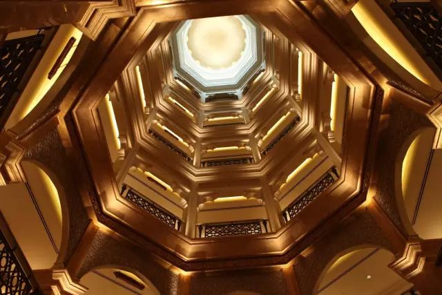 全球唯一八星級酒店——神話中才有的「黃金宮」，最小的客房55㎡，套間680平米…… 靈異 第17張
