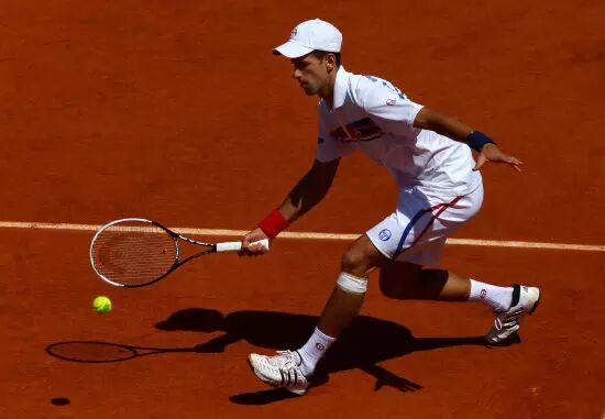 阐述网球步法在整个网球运动中的重要性