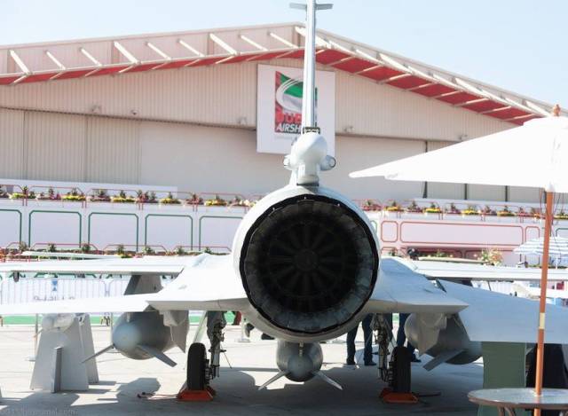 【6/4更新】战斗机，从后面看更有意思的图22