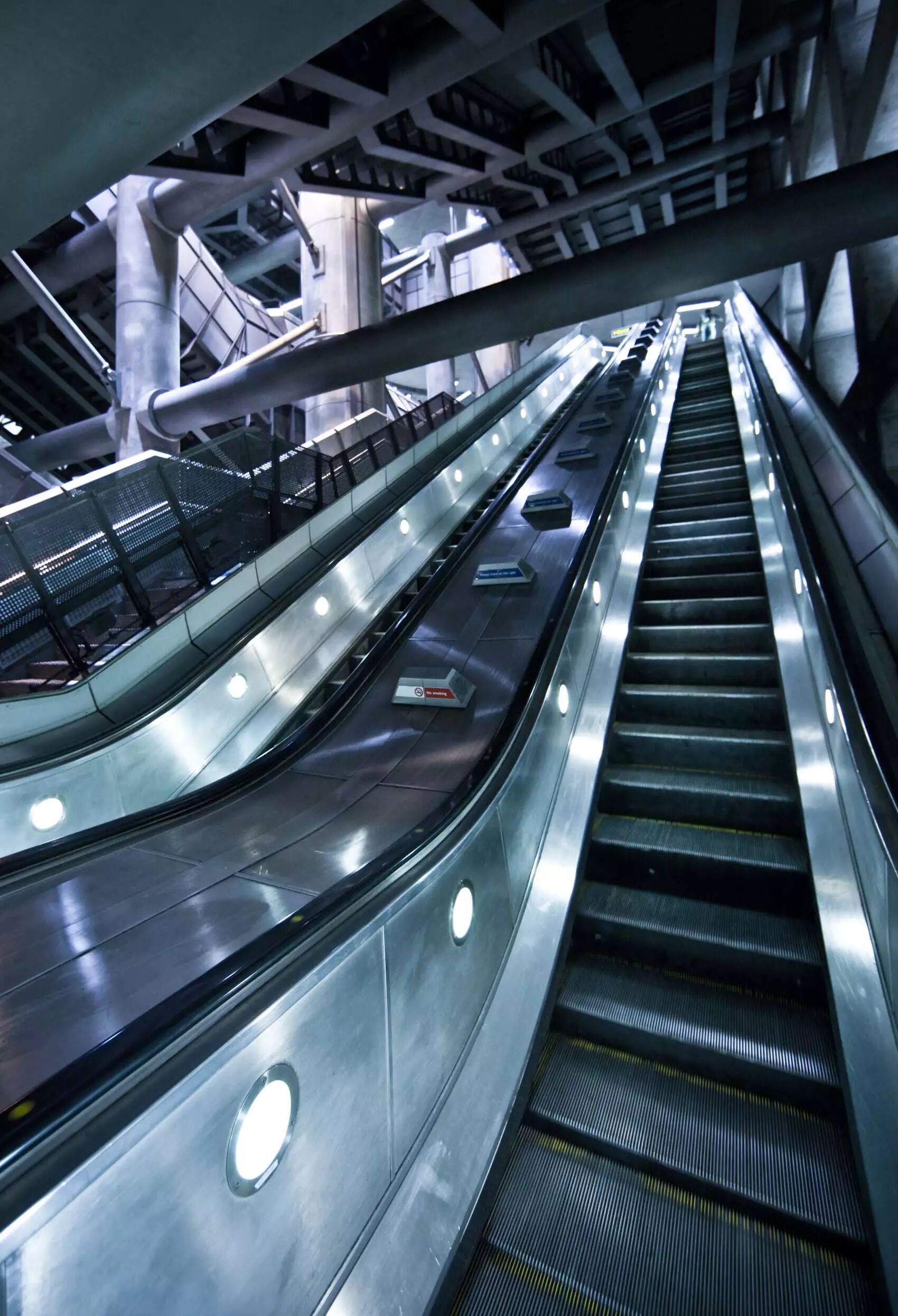 北京家装配件价格交流组,别人家的地铁站上班路上也是一种享受!