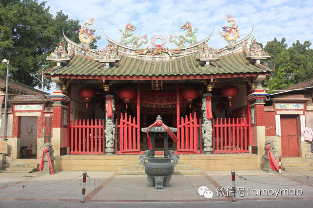 ▎昭惠宫(仓里社)▲鹫峰堂牌匾坐落在西边社的鹫峰堂始建于道光壬午年