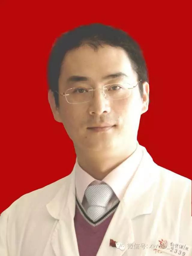 张霆 上海中医药大学附属龙华医院骨伤科副主任医师