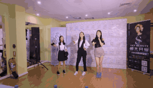 %name 原来实现我的梦想，扫一扫码就好了！