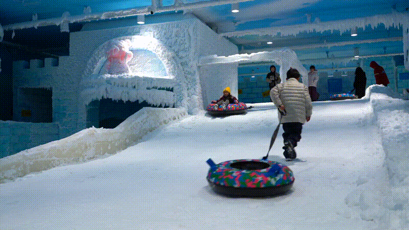 这个大型室内ip主题滑雪场,即将持卡免费畅玩,赶紧点进来看看