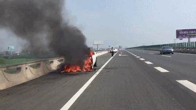 充电宝|经常用充电宝的注意了，这个动作可能引起爆炸！