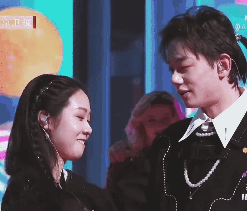 爱豆本人嗑起cp来 ，比粉丝还要疯狂！