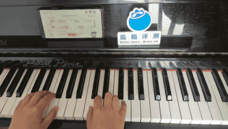 蓝莓评测｜带娃练琴总靠吼？2021最佳钢琴AI陪练app评测-蓝莓评测