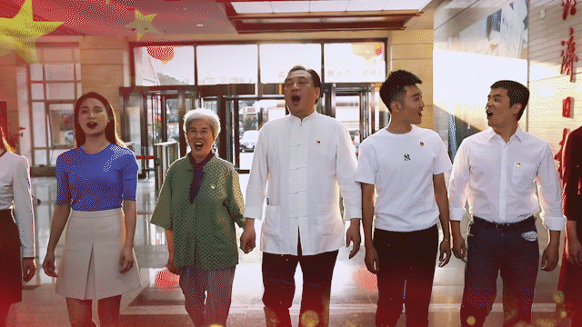 快闪丨经济报人用歌声祝福祖国