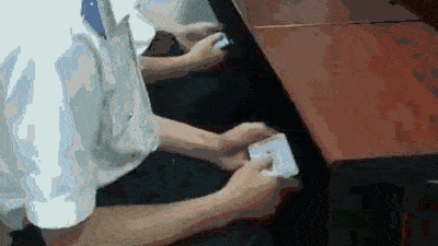 5秒自我测试：你是不是也得了“手机手”？