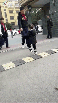 NYC成都銀泰城中心：你的孩子，遠比想象中更愛你。