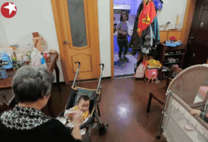 43㎡住一家七口,日本设计师爆改成6室1厅1厨1卫! 43㎡住一家七口,日本设计师爆改成6室1厅1厨1卫!