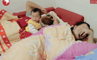 43㎡住一家七口,日本设计师爆改成6室1厅1厨1卫! 43㎡住一家七口,日本设计师爆改成6室1厅1厨1卫!