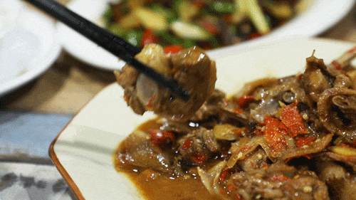 酸笋鸭