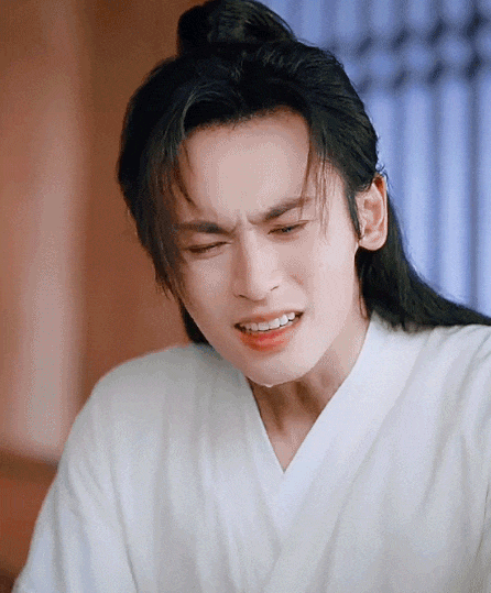 这是张哲瀚在《山河令》播出前,大部分关于他演技的评价.说他"面瘫","