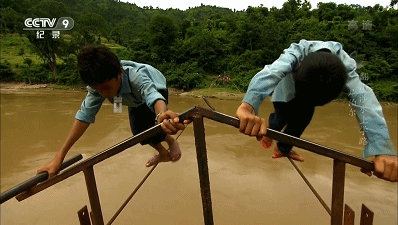 “整个小学，我冒着生命危险上学”：让孩子爱上学习请带ta看这部纪录片