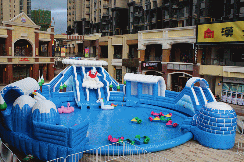 万达广宁金街水上城堡今日开启,等你来玩!