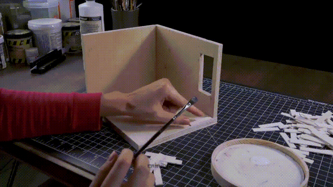 浴室惊魂：油管博主用3D打印逼真再现恐惧妄想场景的图8