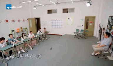 ��˵����Ů�������ˡ����˲��࣬������˻��ڵ�Ļ���ף�����Ϧ����