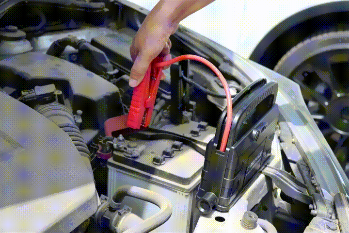 华思旭雷云做客深圳电台106.2《E路大玩家》