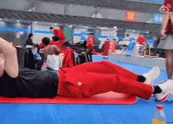 汪顺体训现场被拍，这拍摄角度真让人尴尬啊？流量密码太会了...