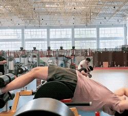 汪顺体训现场被拍，这拍摄角度真让人尴尬啊？流量密码太会了...