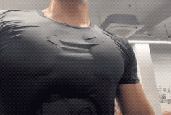 浙江直男教练的瓜都吃了吗？拍全见版写真爆红推特