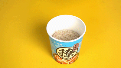 单身粮撩面系列关东煮。深海优质食材鱼丸、蟹排、蟹柳、海胆包、鱼豆腐+纯正红薯粉+慢炖浓香汤底,宵夜必吃的日式美食! 单身粮撩面系列关东煮。深海优质食材鱼丸、蟹排、蟹柳、海胆包、鱼豆腐+纯正红薯粉+慢炖浓香汤底,宵夜必吃的日式美食!