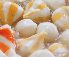 单身粮撩面系列关东煮。深海优质食材鱼丸、蟹排、蟹柳、海胆包、鱼豆腐+纯正红薯粉+慢炖浓香汤底,宵夜必吃的日式美食! 单身粮撩面系列关东煮。深海优质食材鱼丸、蟹排、蟹柳、海胆包、鱼豆腐+纯正红薯粉+慢炖浓香汤底,宵夜必吃的日式美食!