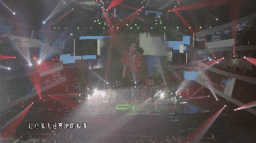 10站在草原望北京-转码 MPEG-4 (1).gif