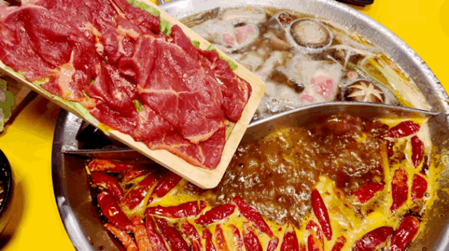 重庆火锅抖音网红有哪些人_重庆火锅网红店抖音_火锅抖音重庆店红网是真的吗