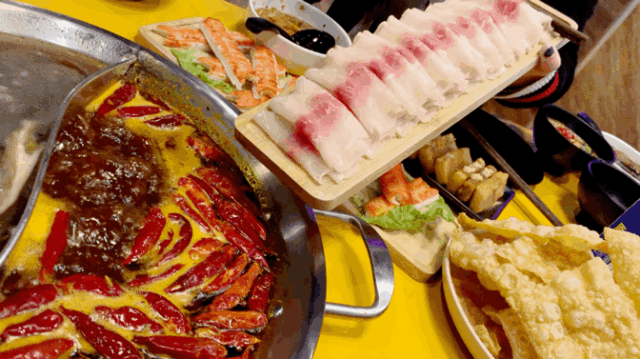 火锅抖音重庆店红网是真的吗_重庆火锅抖音网红有哪些人_重庆火锅网红店抖音