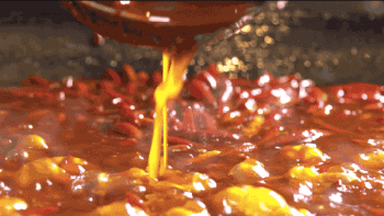 高新这个破房子里再现家庭老火锅的辉煌