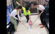 【爆笑】“冰壶”在中国火了，我却笑不活了……（视频/组图） - 1