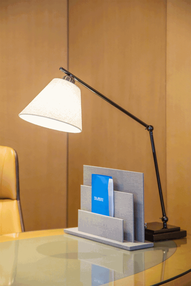 开明照明一体化专业照明灯具解决方案服务商