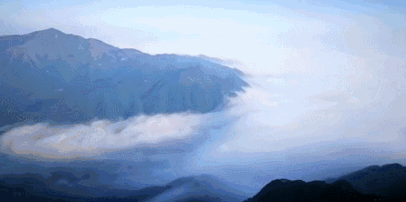 天边的流云简直触手可及