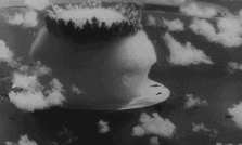 吳秀波霸屏，另一位巨星隕落，卻被罵「配不上熱搜」 歷史 第13張