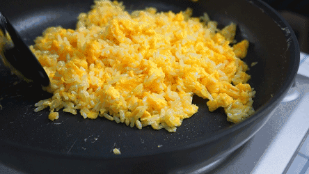 蛋炒饭电影 看完电影《蛋炒饭》，我明白了蛋炒饭真正的魅力