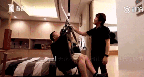 《梦想改造家》的日本“神之手”，用完美改造拯救了这对中国病患母子