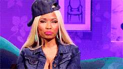 日本变态综艺：初次见面吻姑娘，是男人就挺一首歌