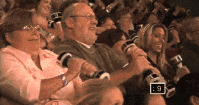 日本变态综艺：初次见面吻姑娘，是男人就挺一首歌