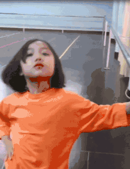 火爆INS的8歲越南小模特在球里走秀，連超模鼻祖都為她點讚！ 時尚 第26張
