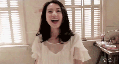 击败杨幂范冰冰,成为直男女神,被小三了4次,和小5岁男友相爱6年,被爆怀孕无数次!